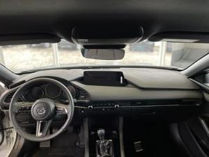 Mazda 3 2024 Bild 15