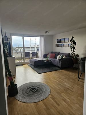 2 Zimmer Penthouse Wohnung Bild 4