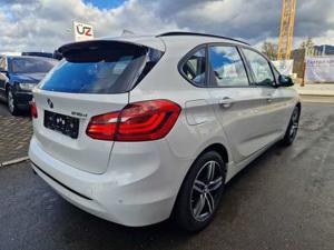 BMW 216 Bild 10