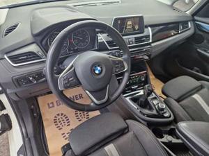 BMW 216 Bild 15