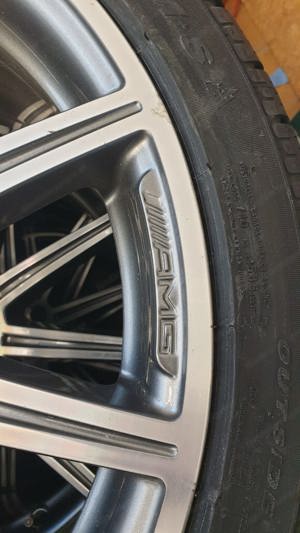 1 Satz orig. AMG E63 Felgen 19 Zoll + Pirelli Wintereifen 255R19 Bild 3