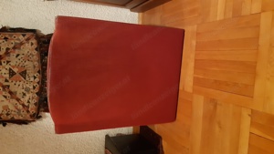 Roter Sessel mit Cordbezug Bild 2