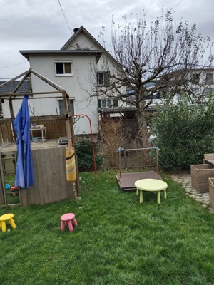 Spielturm und Sandkasten zu verschenken 