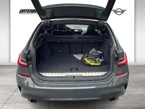 BMW 330e xDrive M Sport // Anhängerkupplung // Panoramadach Bild 12