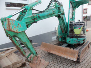 Minibagger, Hoflader, Kompaktlader Yanmar 2 Tonner Rundheck mit Schaufel Bild 2