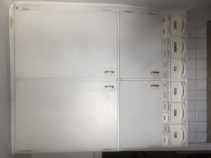 Wandschrank zu verschenken (Reserviert) Bild 2