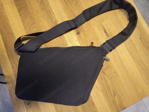 Schultertasche (diebstahlhemmend) perfekt für Reisen Bild 3