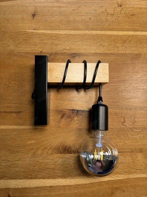 Wandlampe mit Leuchtmittel