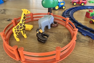 Playmobil Eisenbahn inkl. Tiere und Zaun Bild 4