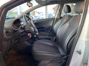 Opel Corsa 2011 Bild 11