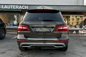 Mercedes-Benz M-Klasse Bild 6