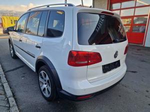 Volkswagen Touran Bild 8