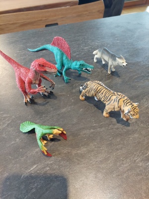 Schleich Tiere zu verkaufen