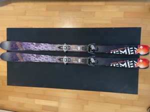 Skitourenausrüstung Damen - Ski und Schuhe (Grösse 40) 