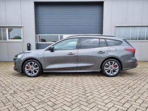 Ford Focus Turnier 1.0 155PS Automatik ST-Line X BO-Sound Winterp... Bild 2