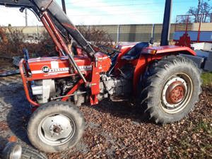 MF 148 Multipower mit Stoll Frontlader Bild 2