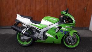 Kawasaki ZX - 6R Ninja