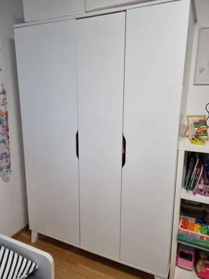 Babykleiderschrank & Wickelkommode Bild 2