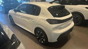 Peugeot 208 Bild 2