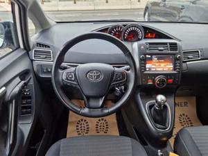 Toyota Verso Bild 18