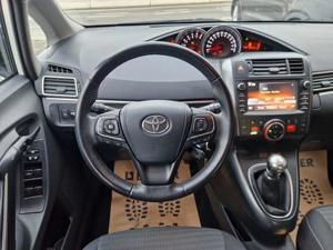 Toyota Verso Bild 19