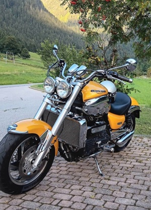 Triumph Rocket 3  Bild 2