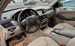 Mercedes-Benz M-Klasse Bild 14