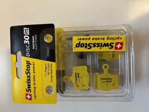 Campagnolo Kettennieter, SwissStop Bremsbeläge Bild 7