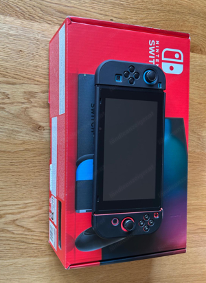 Nintendo Switch MEGA BUNDLE wie neu Bild 4