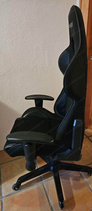 DXRacer Formula Gamingstuhl schwarz Bild 4