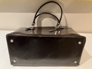 schöne, neue, dunkelbraune Lederhandtasche der Firma Ore10 Bild 5