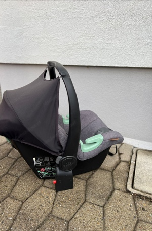 Maxi cosi Babyschale incl Zubehör  Bild 5