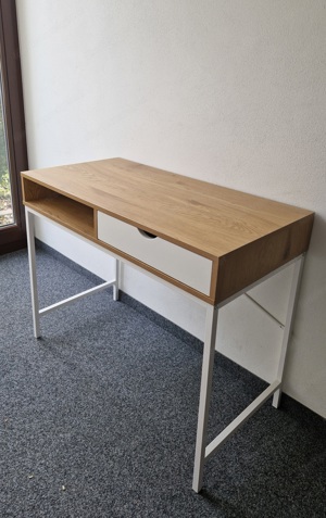 Bürotisch