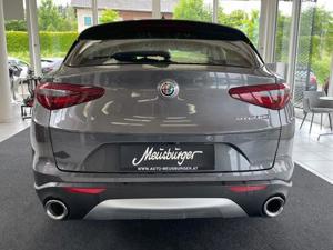 Alfa Romeo Stelvio 2017 Bild 3