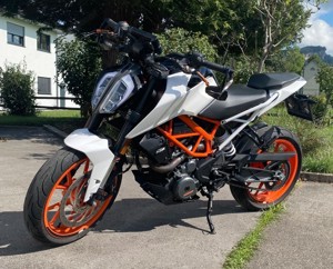 KTM 390 Duke Bild 3