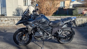 BMW R1250 GS Triple Black BJ 2022