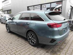 Kia Ceed SW / cee'd SW Ceed SW / cee'd TOP 1.5 Top*VollLED*Navi*Shzg*P... Bild 6