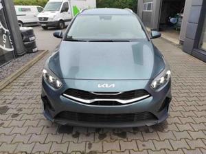 Kia Ceed SW / cee'd SW Ceed SW / cee'd TOP 1.5 Top*VollLED*Navi*Shzg*P... Bild 2