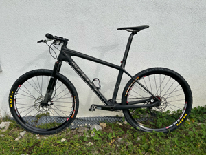 Scott Scale SL Uphill Racebike mit DT Swiss Starrgabel Bild 2