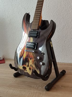 Gitarrenständer Bild 2