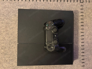 PS 4 500GB inkl. 2 Controller