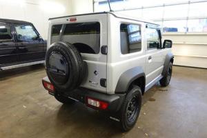 Suzuki Jimny Bild 6