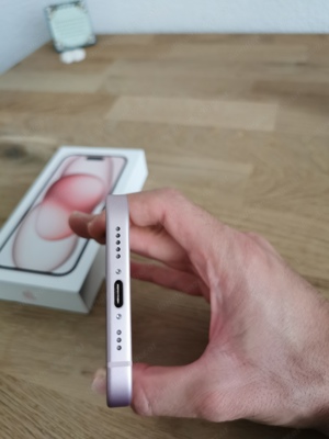 iPhone 15, 128GB, Rosé Bild 4