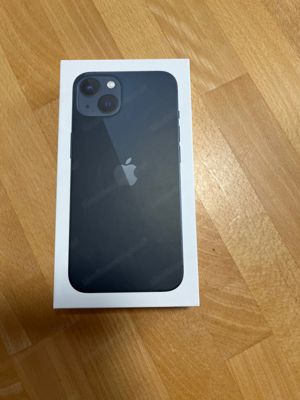 iPhone 13 Midnight 256 GB Bild 2