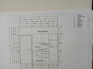 Küche inkl. Elektrogeräte (Herd, Backofen, Kühl- Gefrierkombination, Spüle, Licht) Bild 9