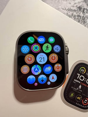 Apple Watch 2 Ultra Titanium LTE Bild 3