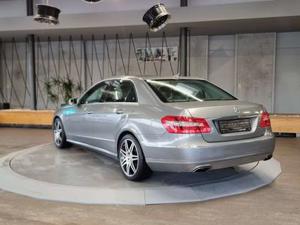 Mercedes-Benz E 200 Bild 9