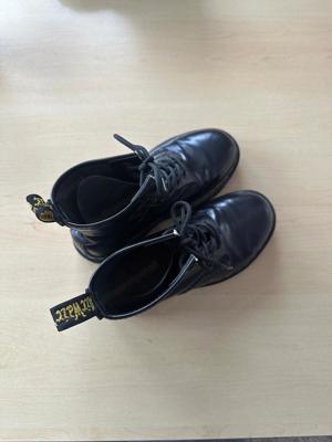 Dr. MARTENS Größe 37 für Damen Bild 4