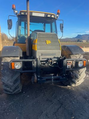 Traktor JCB Fastrac