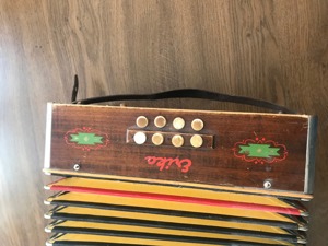 Hohner Erika Akkordeon,  Knopfakkordeon Tonart C F Bild 4